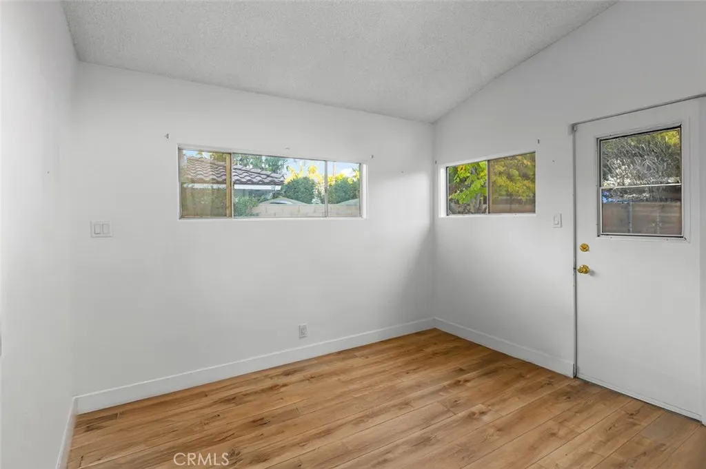 5360 E El Jardin Street, Long Beach, California 90815 home-pic-22